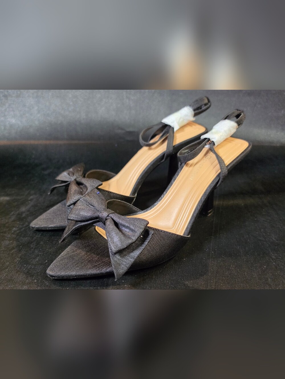BCBGeneration Black Bow Slingback Heels Womens 7.5 Pointed Toe Satin Pumps